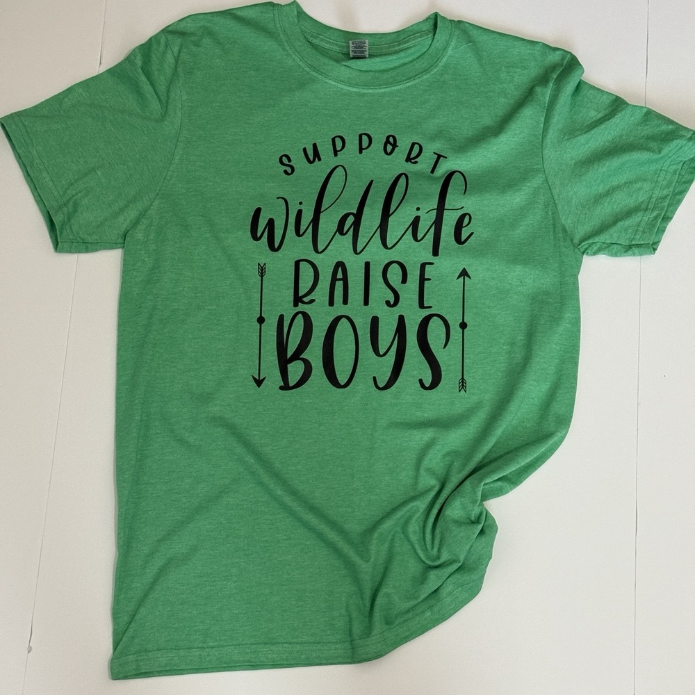 Support‎ Wildlife Raise Boys Women's T Shirt Green Medium Softsyle